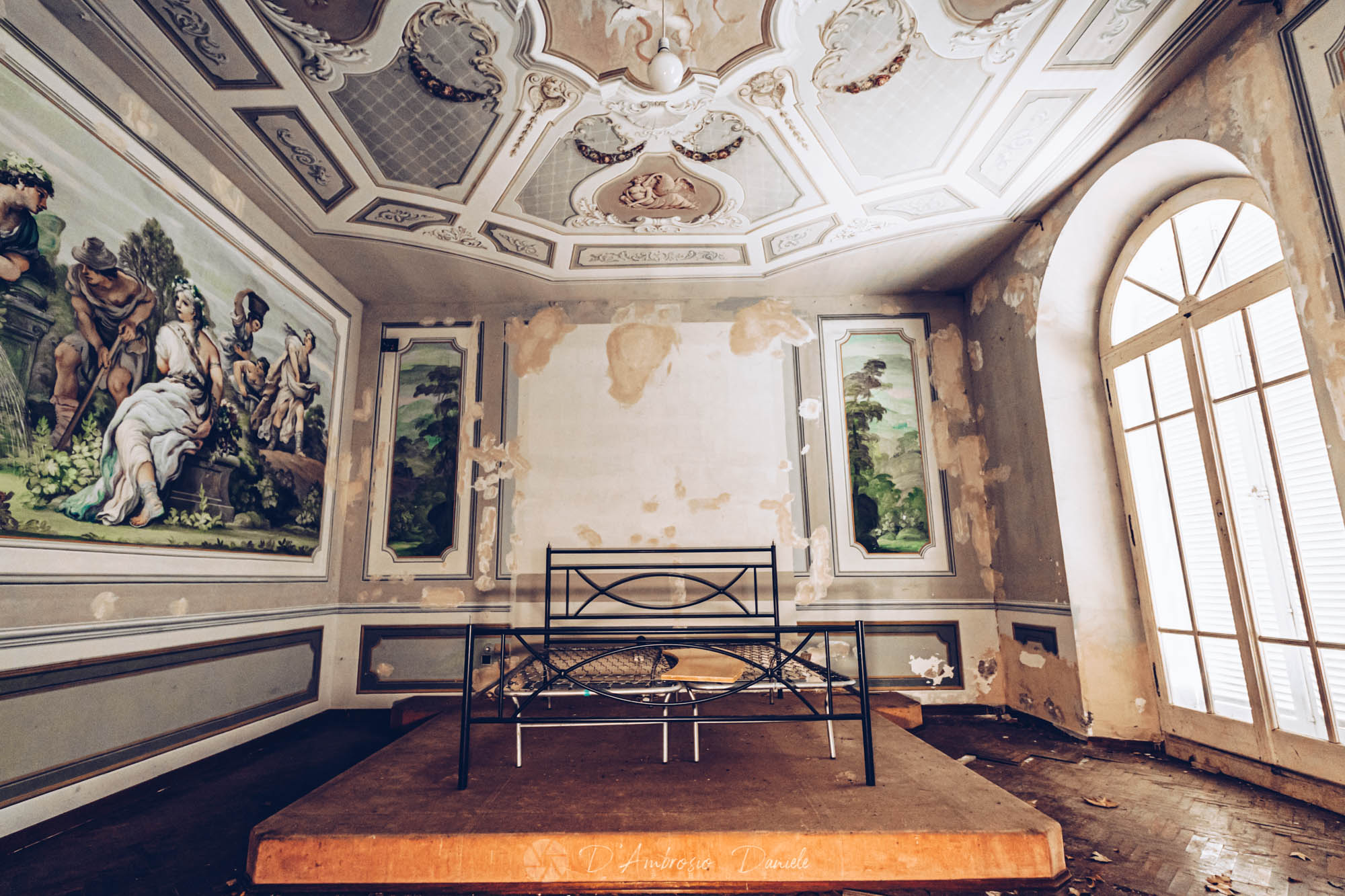Villa dei Levrieri, Abbandonato