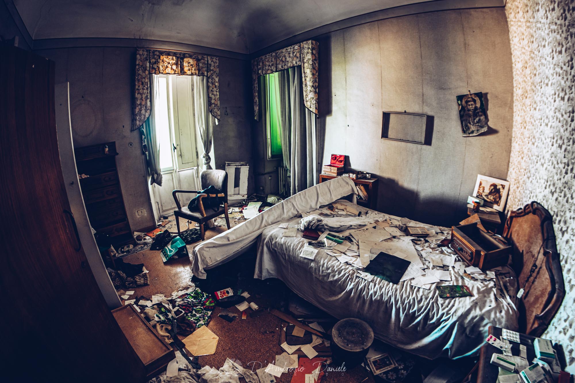 Villa Nobiliare Abbandonata, Interni, UrbeX