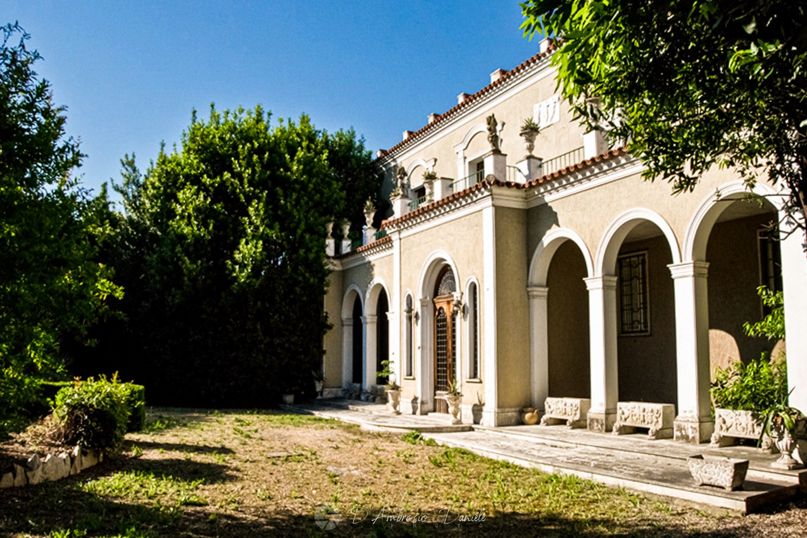 Villa Nobiliare 1980, Giardino, UrbeX