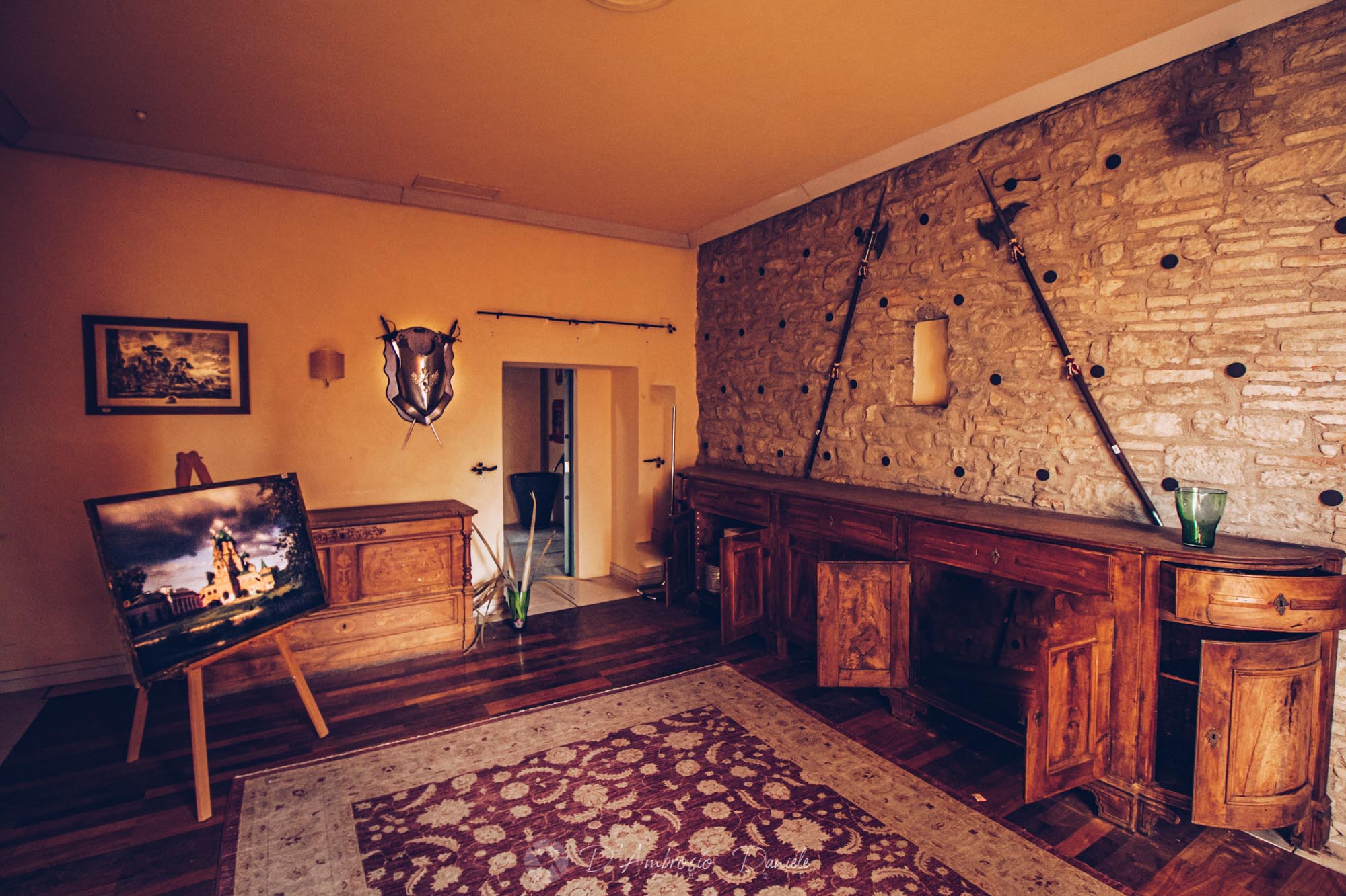 Hotel Castello Torre Dei Calzolari Palace, Abbandonato